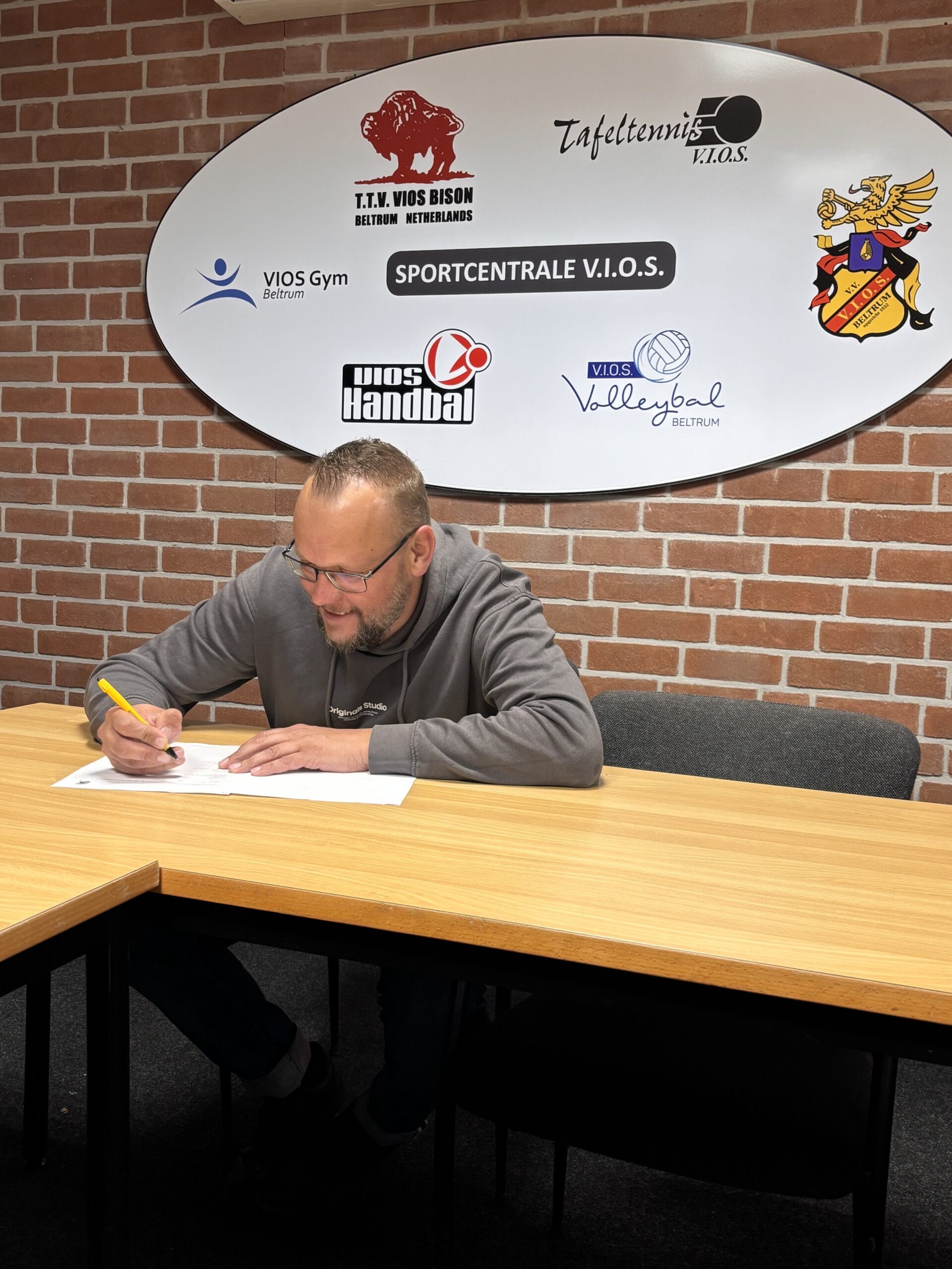 VIOS Beltrum verlengt contract met trainer Jeroen Overgoor